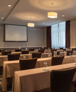 Meetings 1000x1200 1